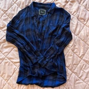 Rails Blue button down longsleeve Size: Small